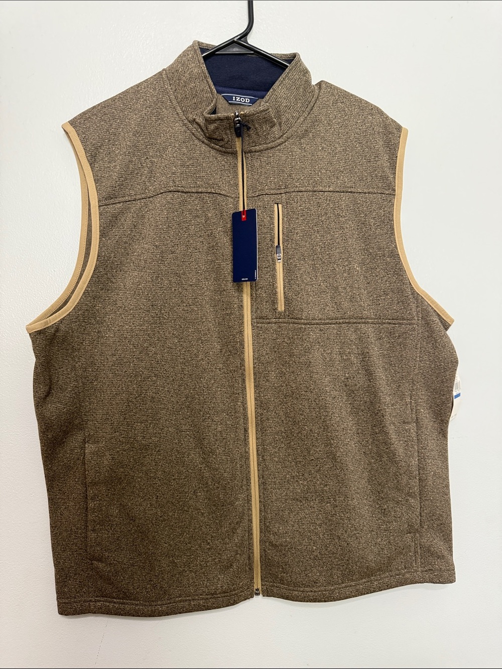 Izod Men's Brown Vest with Tan Trim